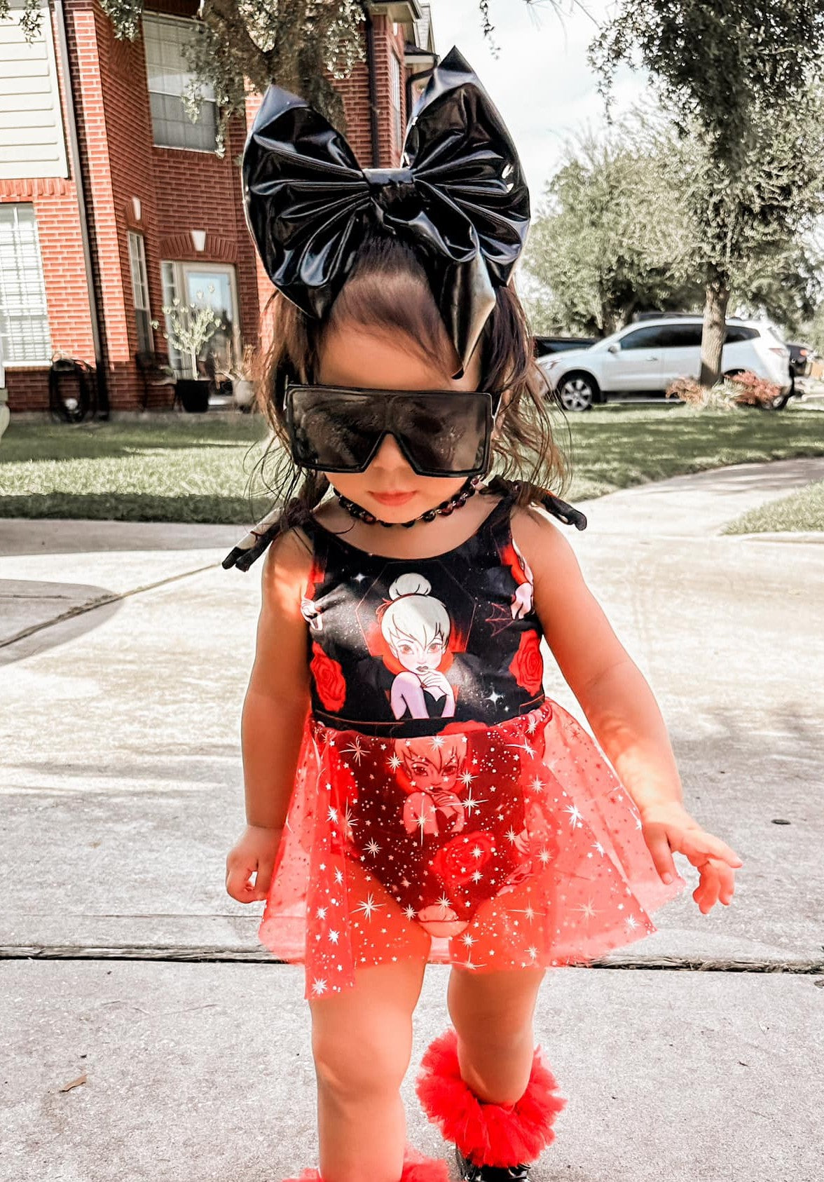 PLASTIC/PLEATHER BOWS