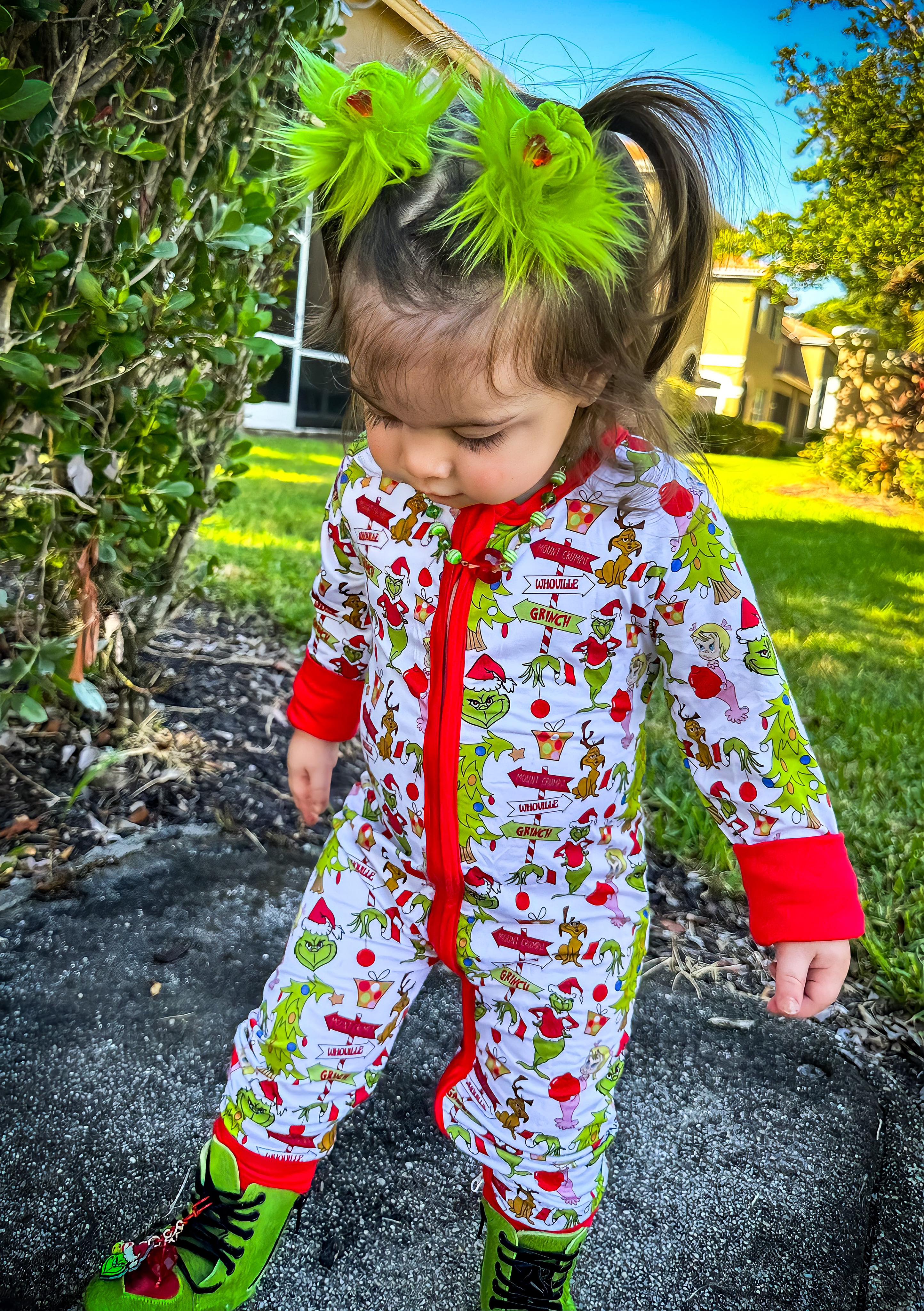 Lilly in the Alley